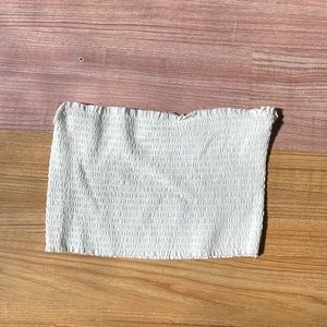 Garage size Large, white tube top